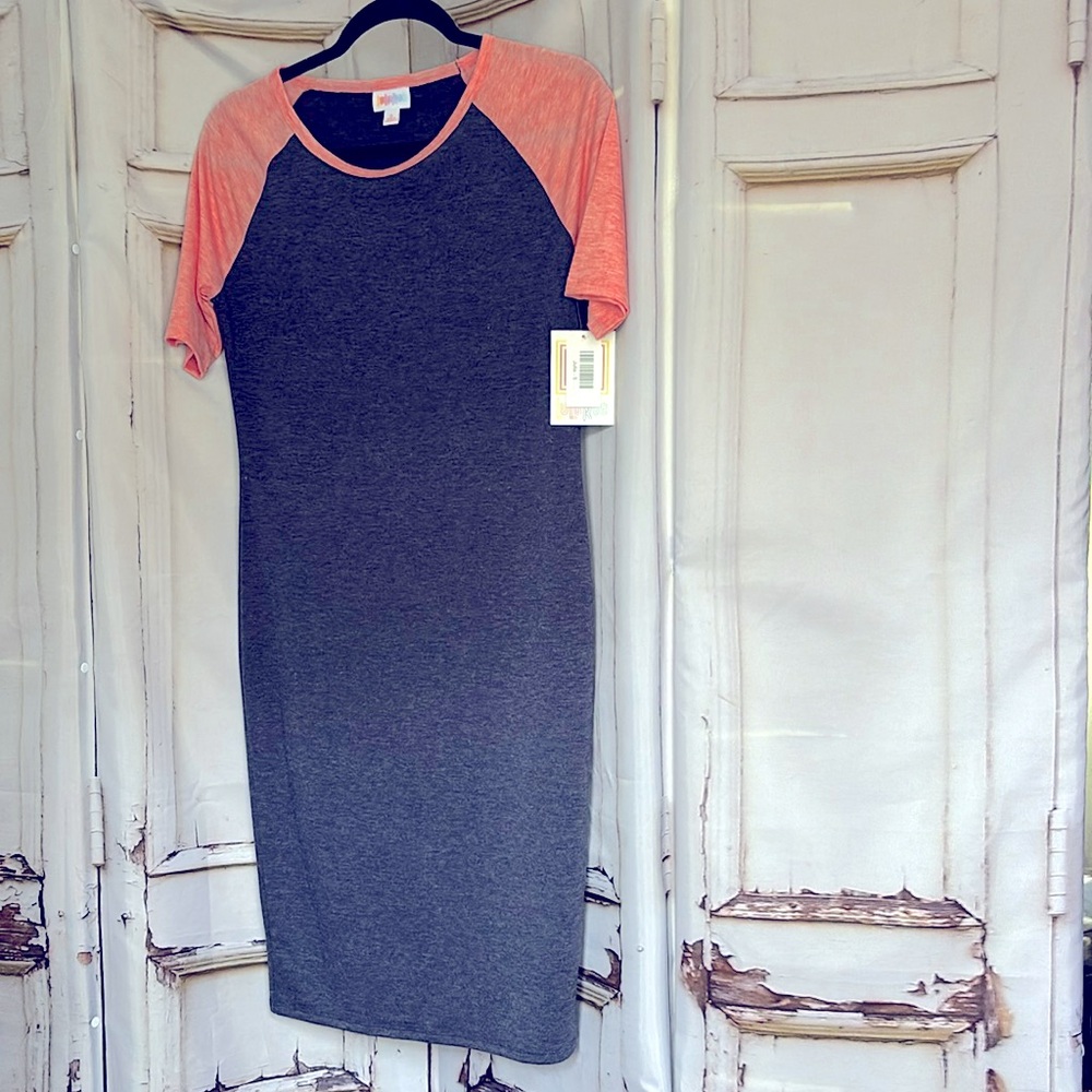 Lularoe Julia dress. 36”shoulder to hem.16”pit to pit bust. blue gray s…